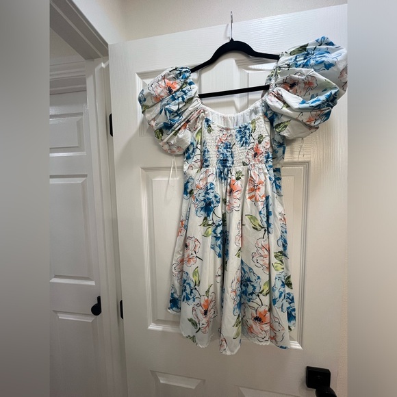 A&F puff sleeve dress - Picture 4 of 4